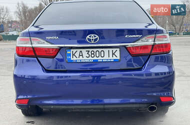 Седан Toyota Camry 2015 в Киеве