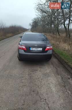 Седан Toyota Camry 2008 в Павлограді