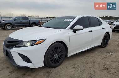 Toyota Camry 2020