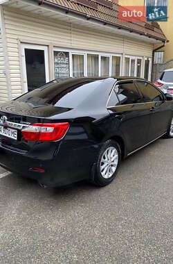 Седан Toyota Camry 2012 в Києві