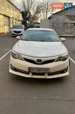 Седан Toyota Camry 2013 в Одессе