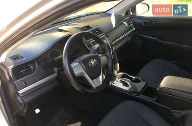 Седан Toyota Camry 2014 в 