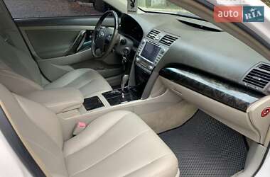 Седан Toyota Camry 2008 в Львове