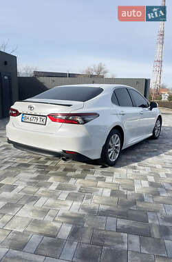 Седан Toyota Camry 2021 в Одессе