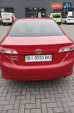 Седан Toyota Camry 2013 в Кременчуці