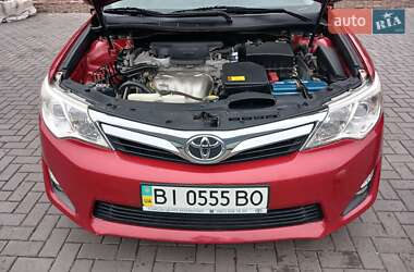 Седан Toyota Camry 2013 в Кременчуці