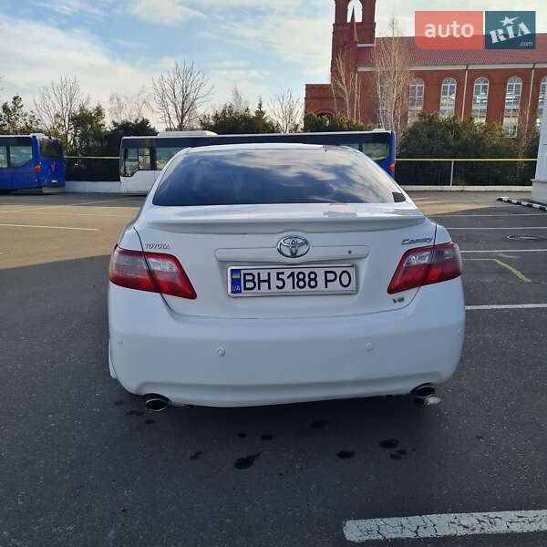 Седан Toyota Camry 2008 в Білгороді-Дністровському