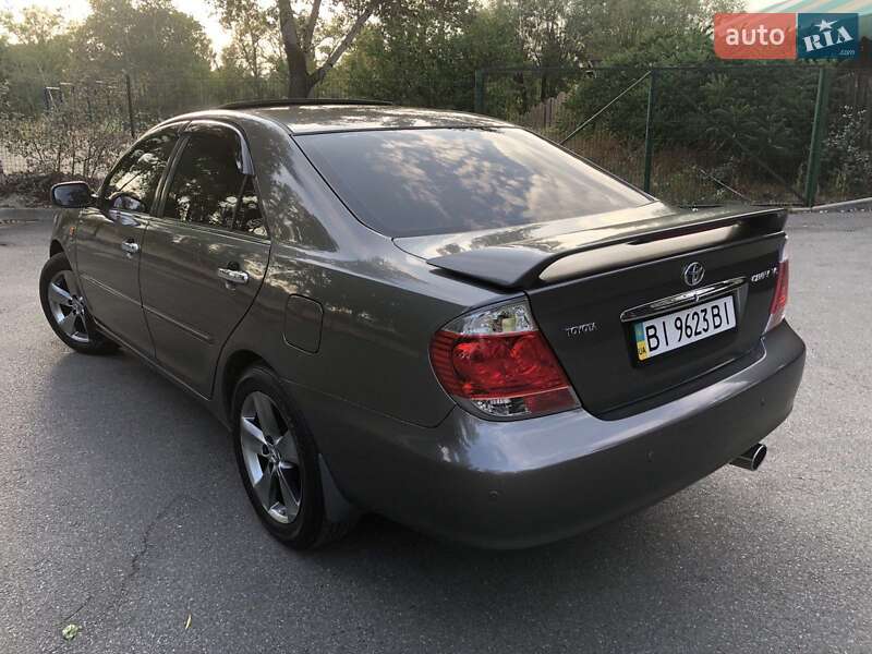 Седан Toyota Camry 2006 в Полтаві
