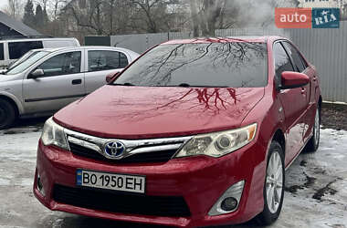 Седан Toyota Camry 2013 в Тернополі