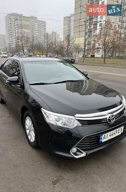 Седан Toyota Camry 2015 в Києві