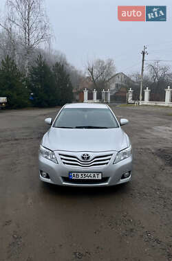 Седан Toyota Camry 2010 в Вінниці