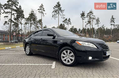 Седан Toyota Camry 2008 в Києві