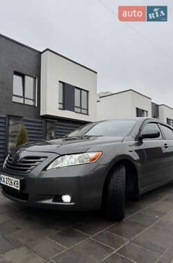 Седан Toyota Camry 2008 в Києві