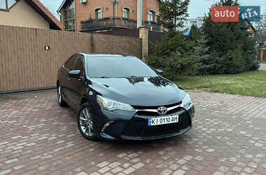 Седан Toyota Camry 2015 в Києві