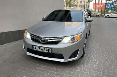 Седан Toyota Camry 2013 в Броварах