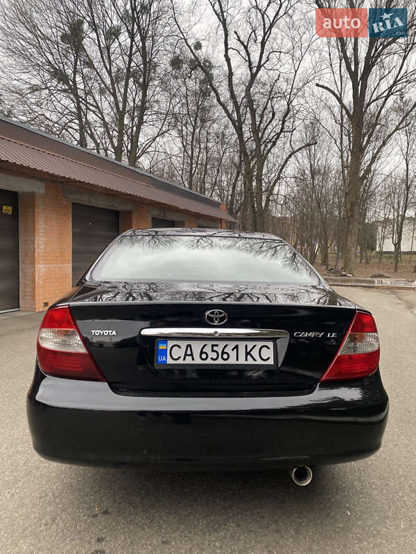 Седан Toyota Camry 2002 в Смілі