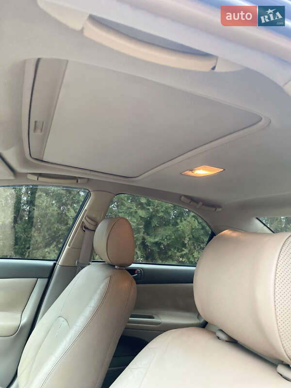 Седан Toyota Camry 2002 в Смілі