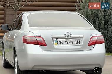 Седан Toyota Camry 2006 в Києві