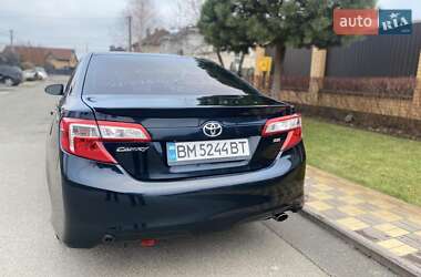 Седан Toyota Camry 2014 в Києві