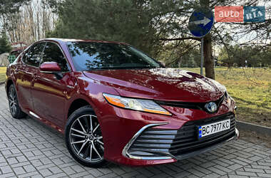Седан Toyota Camry 2021 в Дрогобыче