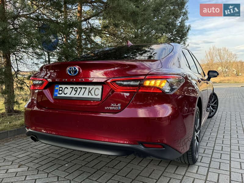 Седан Toyota Camry 2021 в Дрогобыче