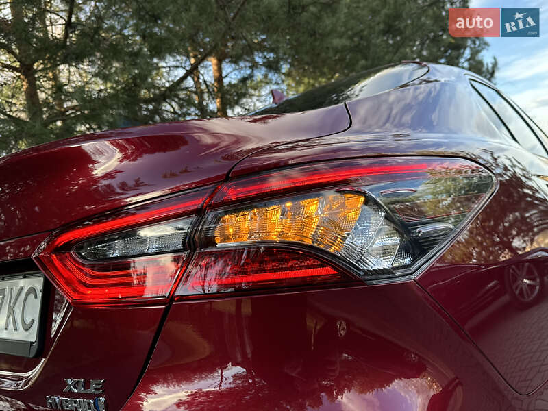Седан Toyota Camry 2021 в Дрогобыче