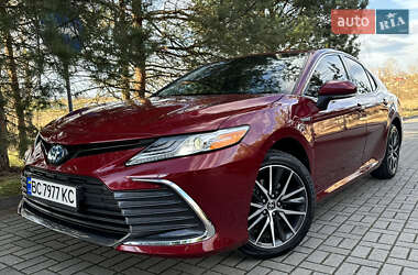 Седан Toyota Camry 2021 в Дрогобичі