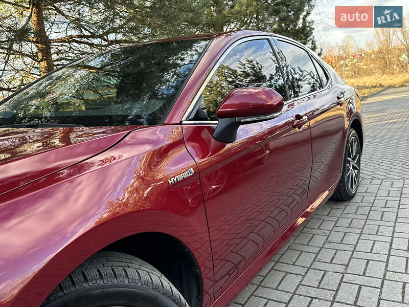 Седан Toyota Camry 2021 в Дрогобыче