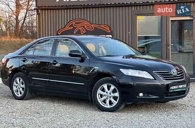 Седан Toyota Camry 2008 в Стрию