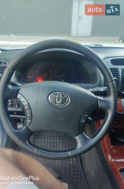 Седан Toyota Camry 2004 в Києві