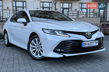 Седан Toyota Camry 2019 в Одесі