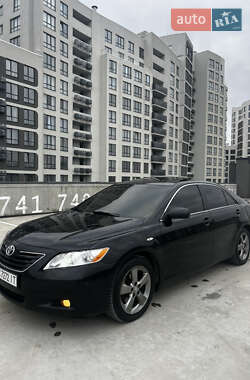 Седан Toyota Camry 2008 в Львові