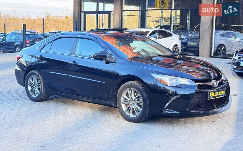 Toyota Camry 2015