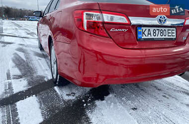 Седан Toyota Camry 2014 в Киеве