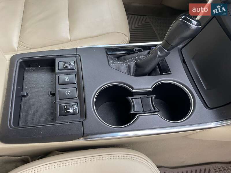 Седан Toyota Camry 2015 в Одессе фото 24 Седан Toyota Camry 2015 в Одессе