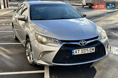 Седан Toyota Camry 2015 в Києві