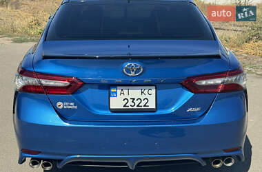 Седан Toyota Camry 2018 в 