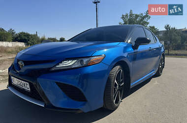 Седан Toyota Camry 2018 в 