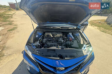 Седан Toyota Camry 2018 в 