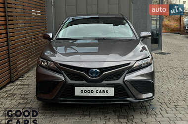 Седан Toyota Camry 2023 в Одессе