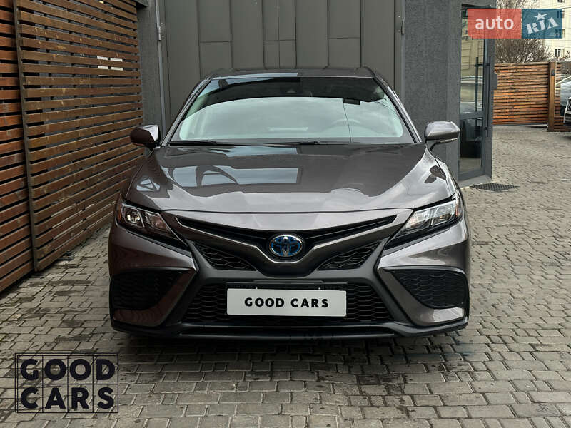 Toyota Camry 2023