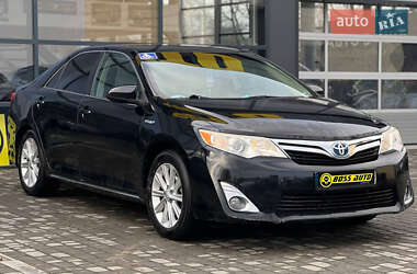 Седан Toyota Camry 2013 в Ивано-Франковске