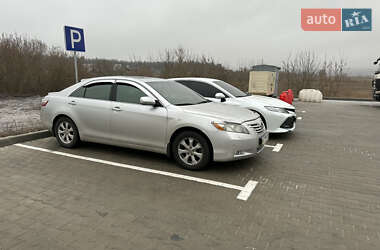 Седан Toyota Camry 2007 в Ірпені