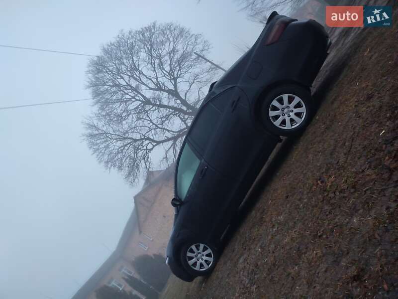 Седан Toyota Camry 2007 в Дубровице