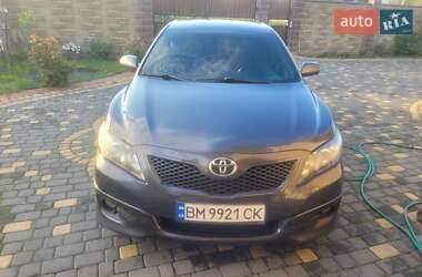 Седан Toyota Camry 2011 в Сумах