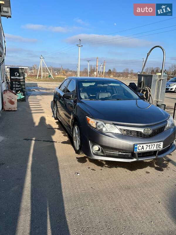 Toyota Camry 2013