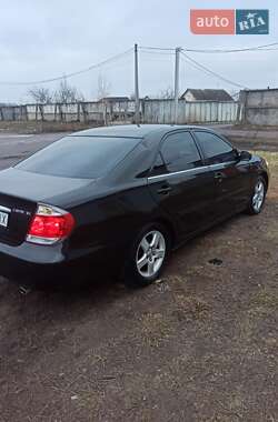 Седан Toyota Camry 2004 в Глухові