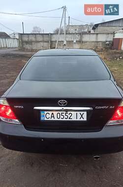 Седан Toyota Camry 2004 в Глухові