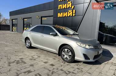 Седан Toyota Camry 2012 в 