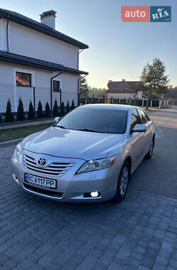 Седан Toyota Camry 2008 в Львові